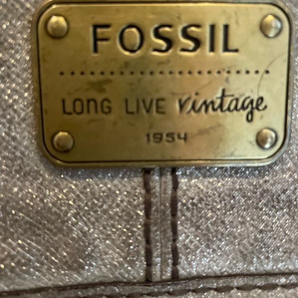Vintage leather Fossil purse - Picture 2 of 11